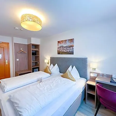 Cityhotel Trumer Stube Hotel 3*
