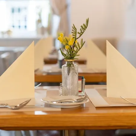 Cityhotel Trumer Stube Hotell